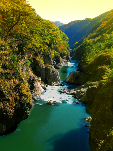 30 むささび橋より鬼怒川方面紅葉3 s.jpg
